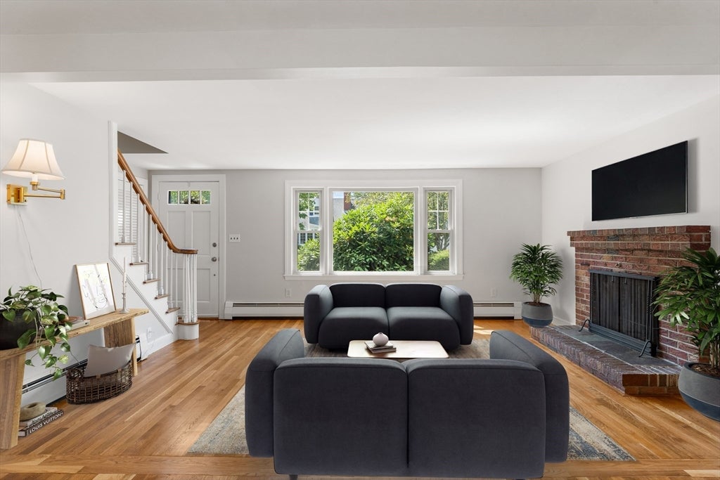20 Oakhurst Rd, Beverly, MA, 20 Oakhurst Rd, Beverly, MA Photo #6