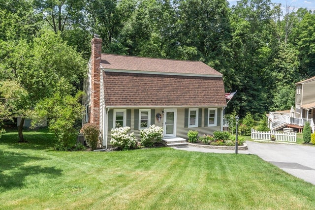 6 Abbot St