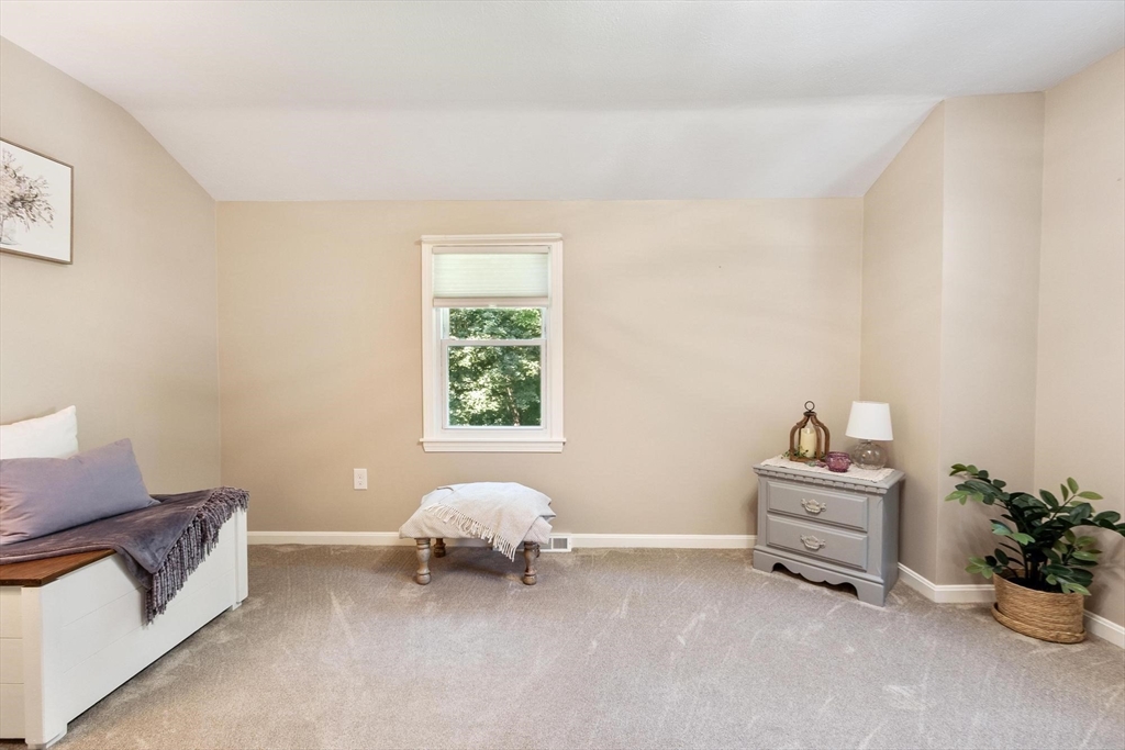 6 Abbot St, Westford, MA Photo #22
