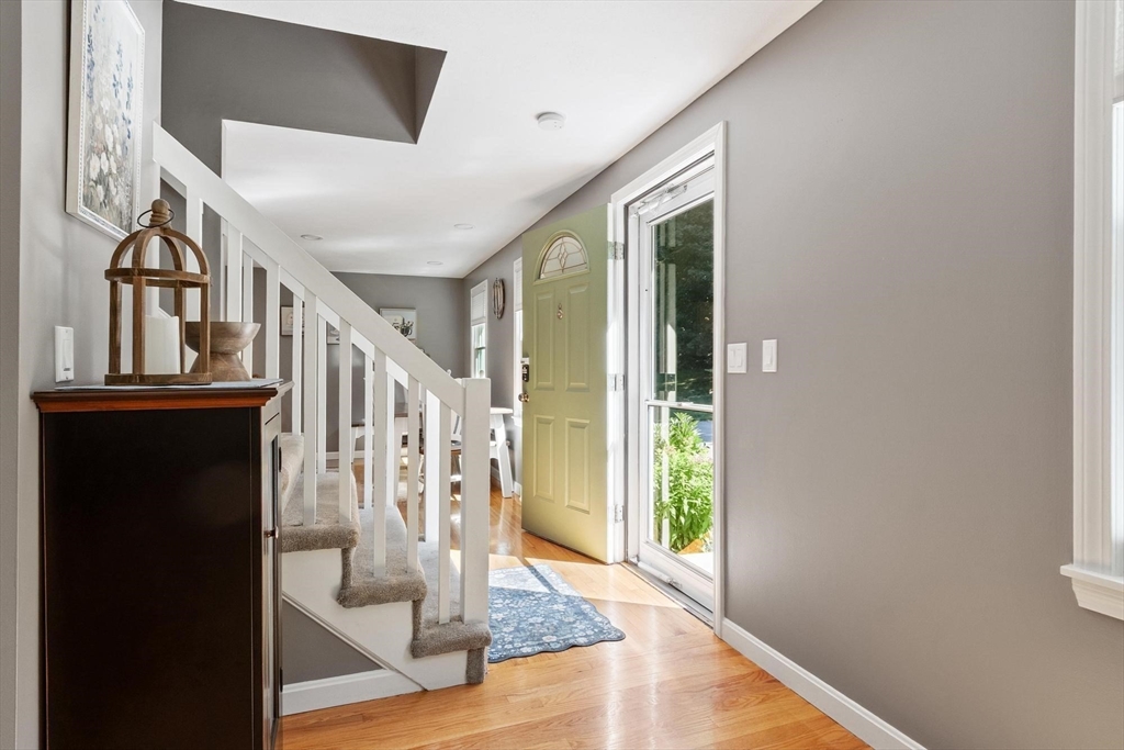 6 Abbot St, Westford, MA Photo #16