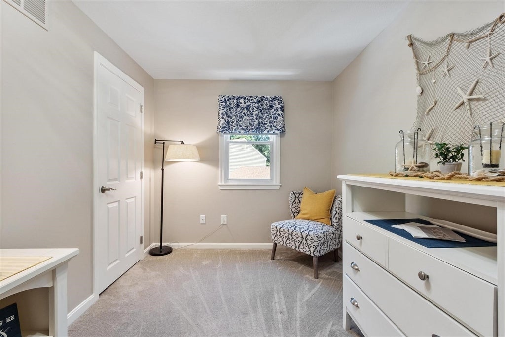6 Abbot St, Westford, MA Photo #25