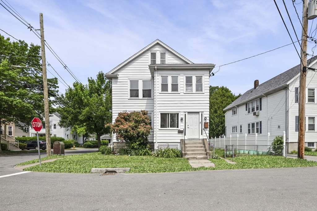 58 Davis Rd 58
