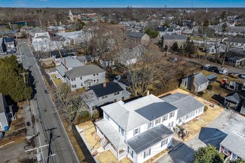 48 Walker St Falmouth MA 02540