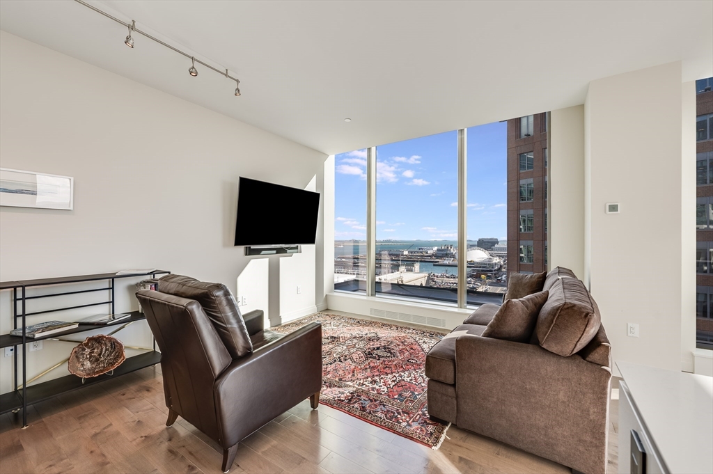 133 Seaport Blvd 1723