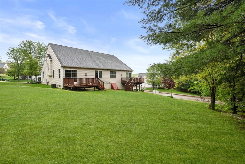 82 Fox Run Rd #82, Blackstone, MA, 82 Fox Run Rd #82, Blackstone, MA Photo #3