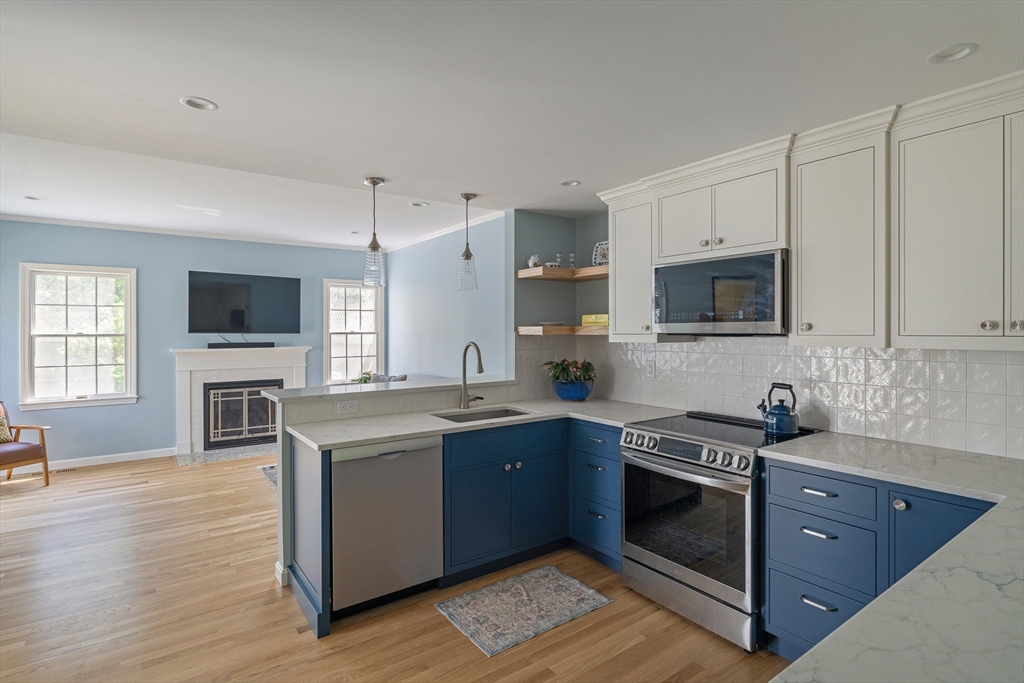 44 Floret Cir 44