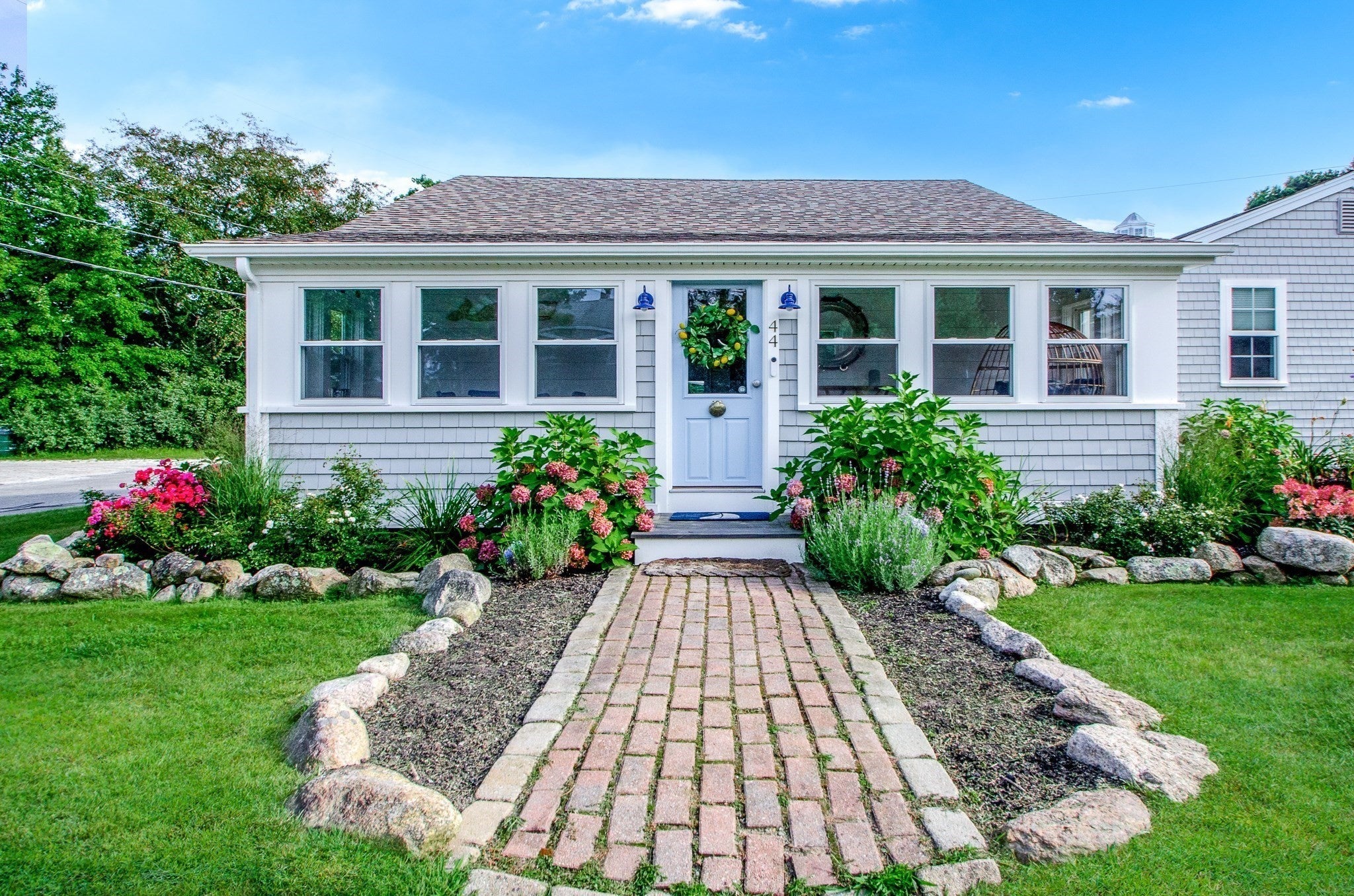 44 Oakdale Ave