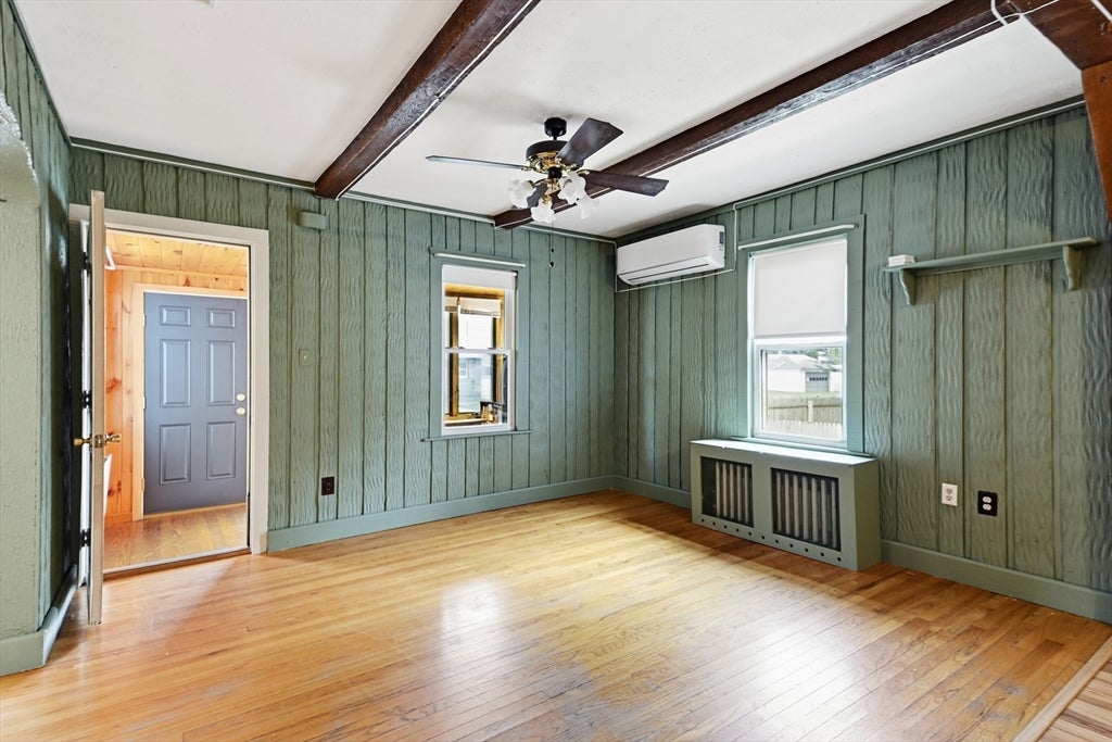 64 Stewart St, Chicopee, MA Photo #8