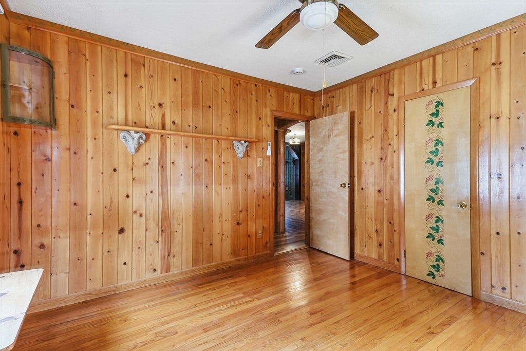 64 Stewart St, Chicopee, MA Photo #22