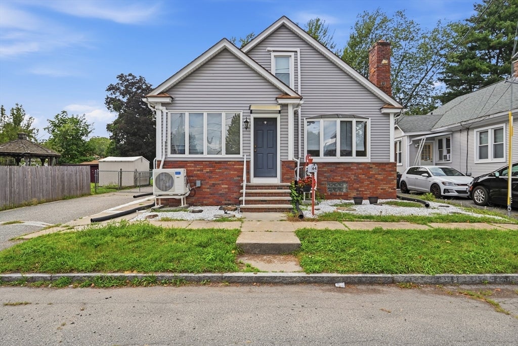 64 Stewart St, Chicopee, MA Photo #1