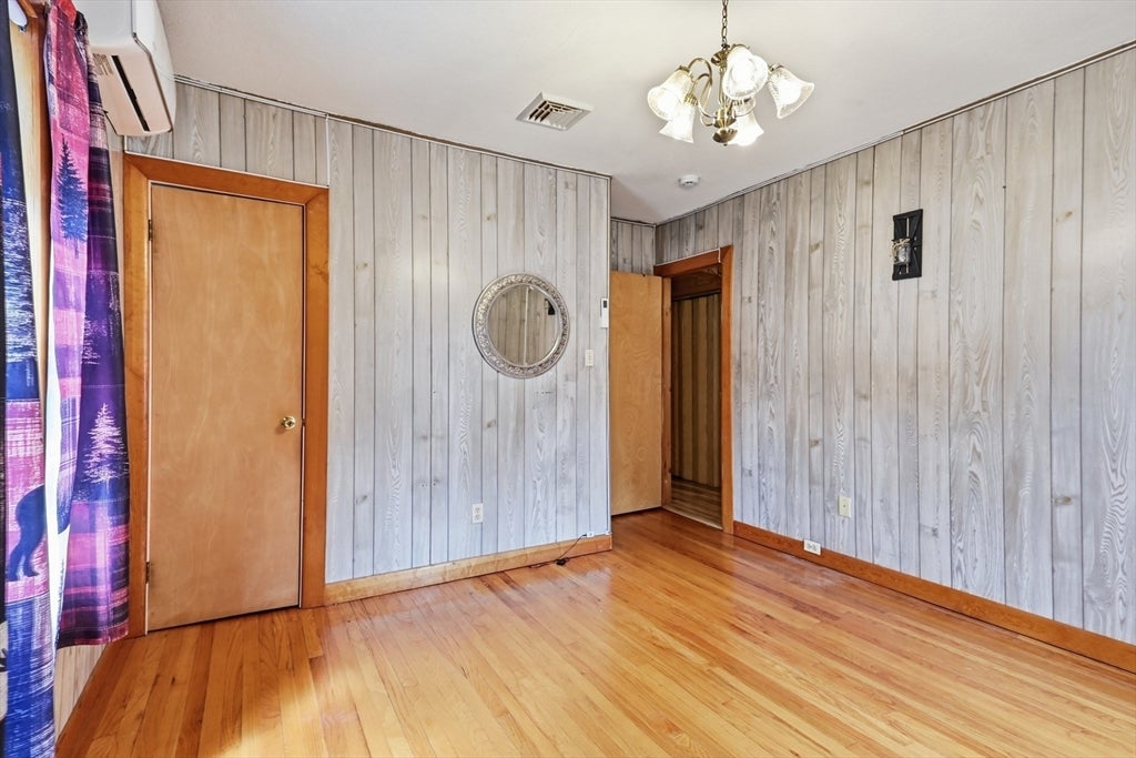 64 Stewart St, Chicopee, MA Photo #17