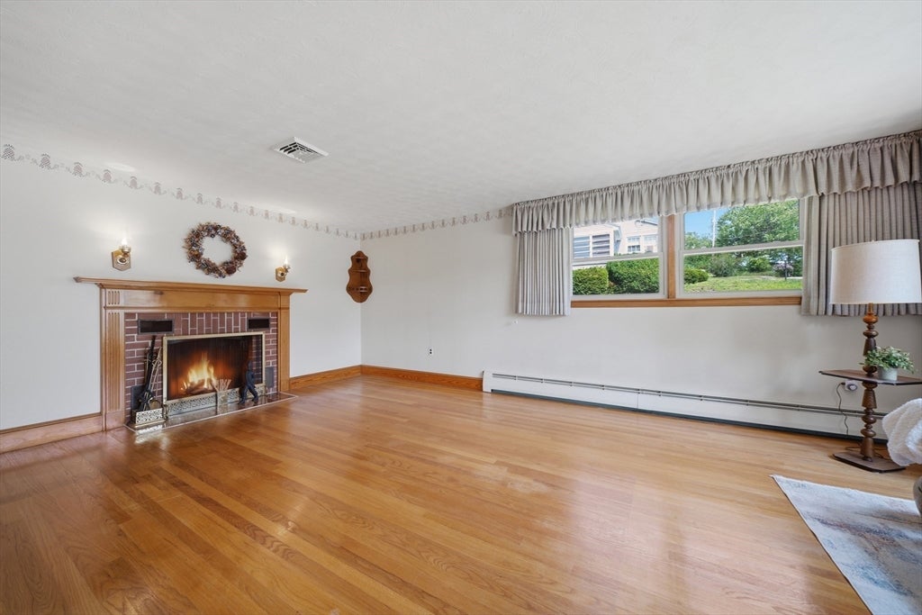 19 Daley Ave, Methuen, MA, 19 Daley Ave, Methuen, MA Photo #11