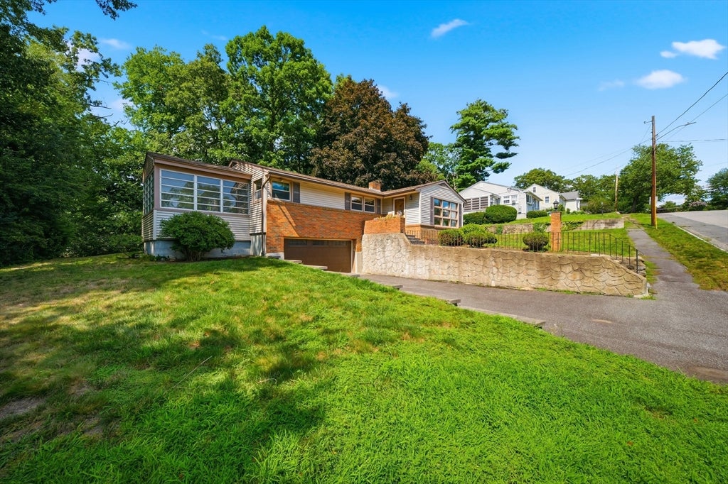 19 Daley Ave, Methuen, MA, 19 Daley Ave, Methuen, MA Photo #7