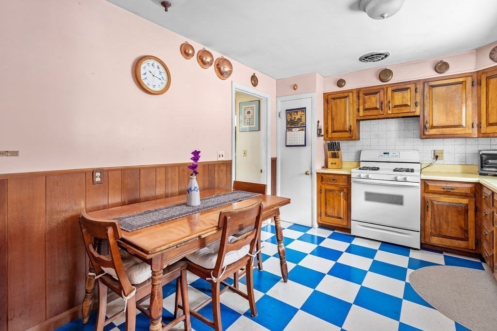 12 Kimball Rd.