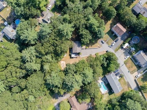 17 Glenvale Ave Billerica MA 01821