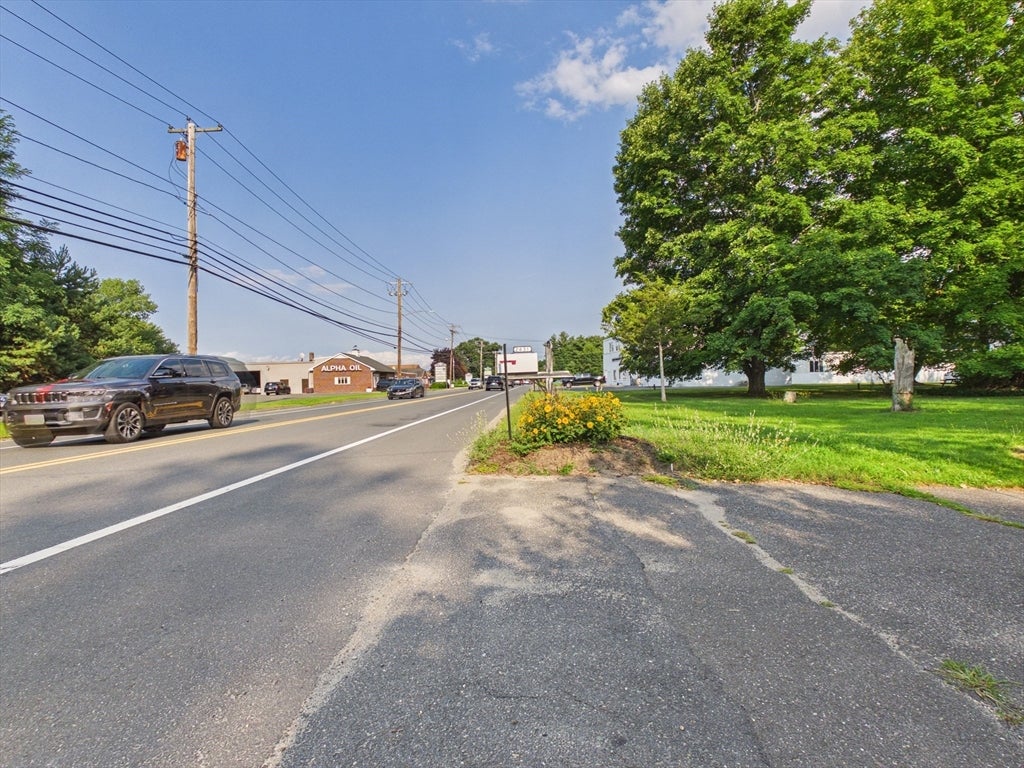 2431 Boston Rd