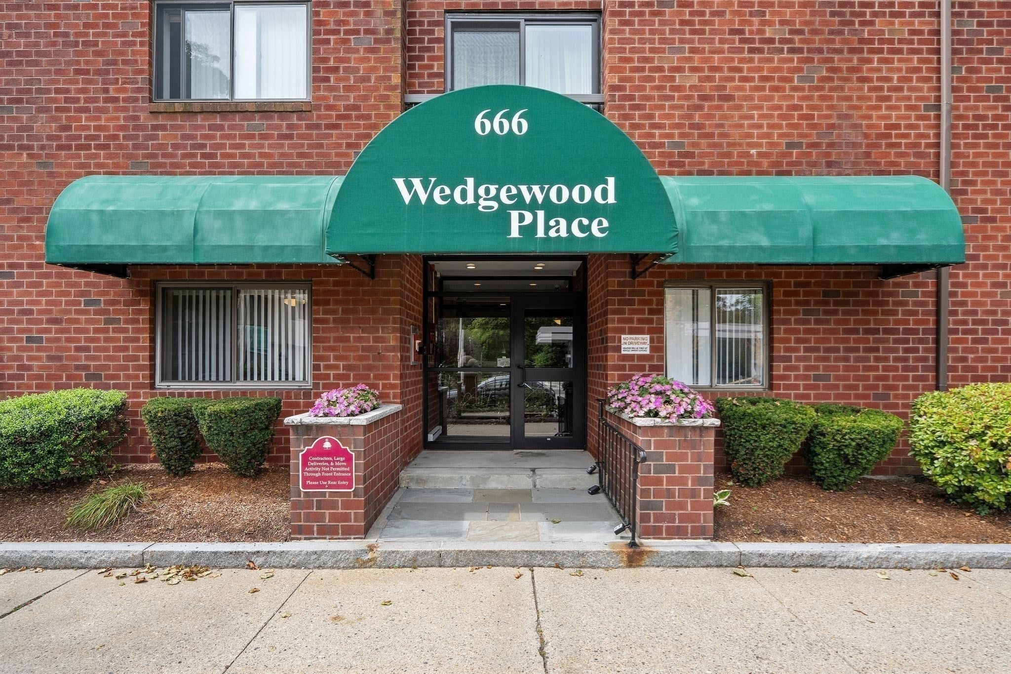666 Main ST #310, Winchester, MA, 666 Main ST #310, Winchester, MA Photo #26