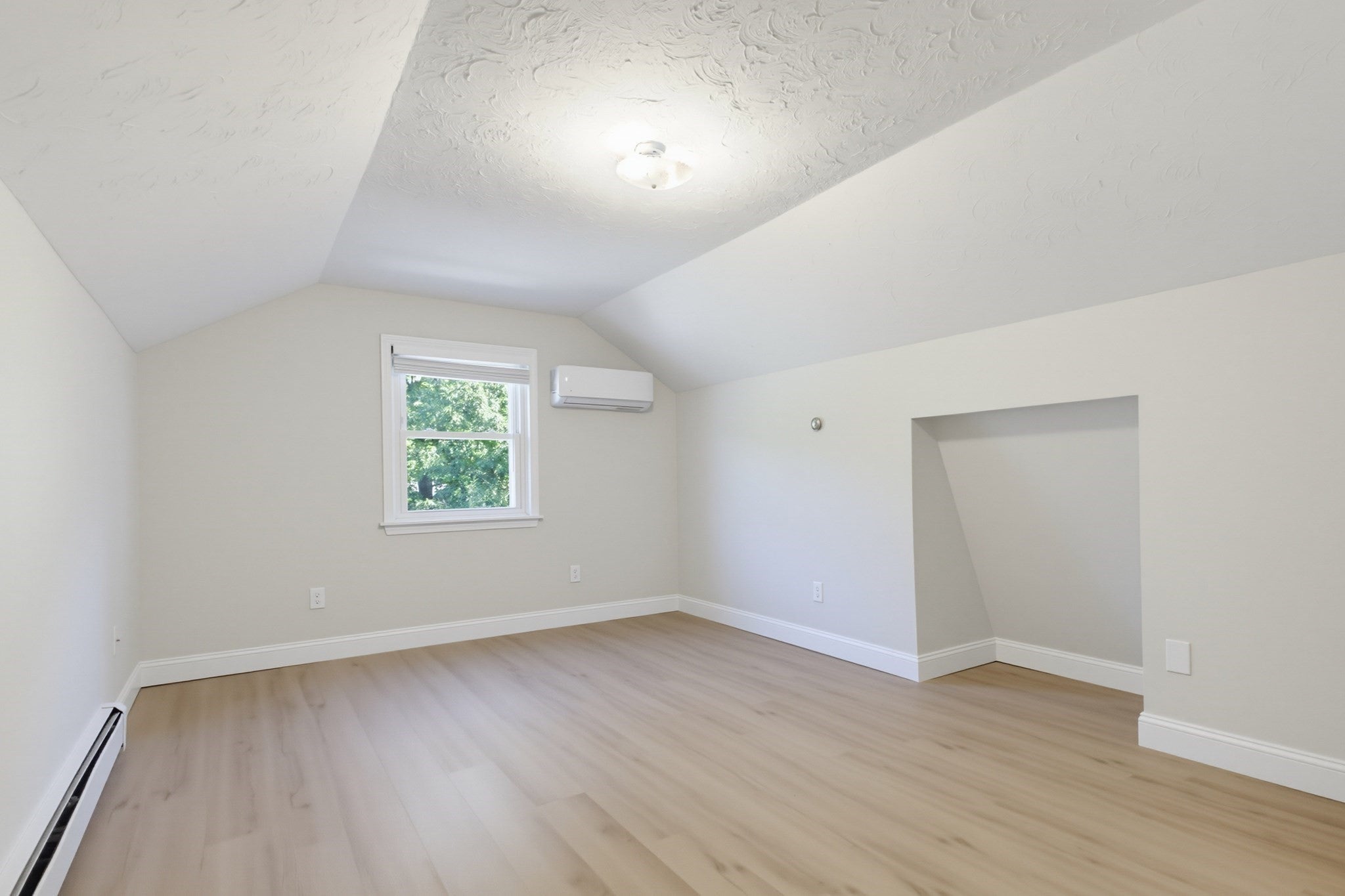 111 Elm ST #1, Lunenburg, MA Photo #25