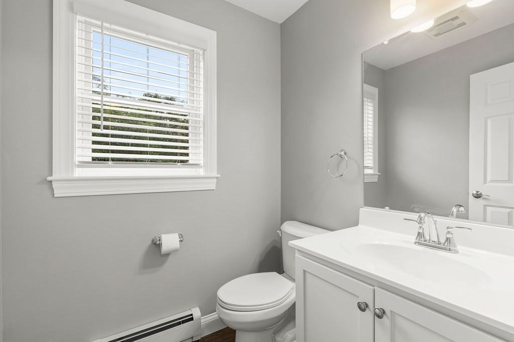 353 1/2 South Street #1, Plainville, MA, 353 1/2 South Street #1, Plainville, MA Photo #9