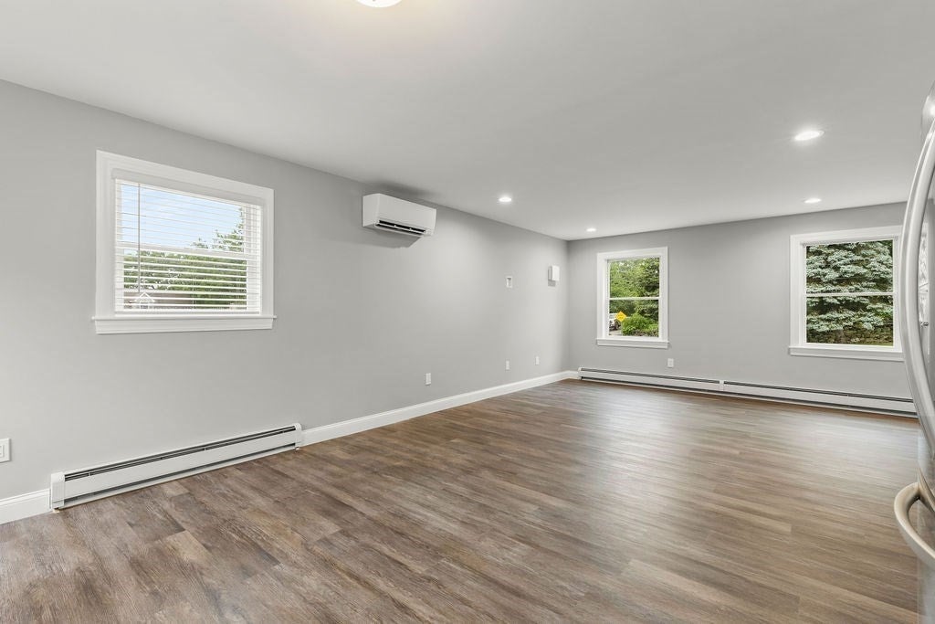 353 1/2 South Street 1