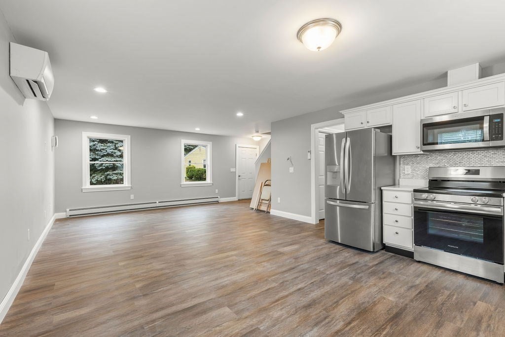 353 1/2 South Street 1