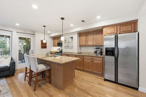 840 East 4th St 1 Boston MA 02127