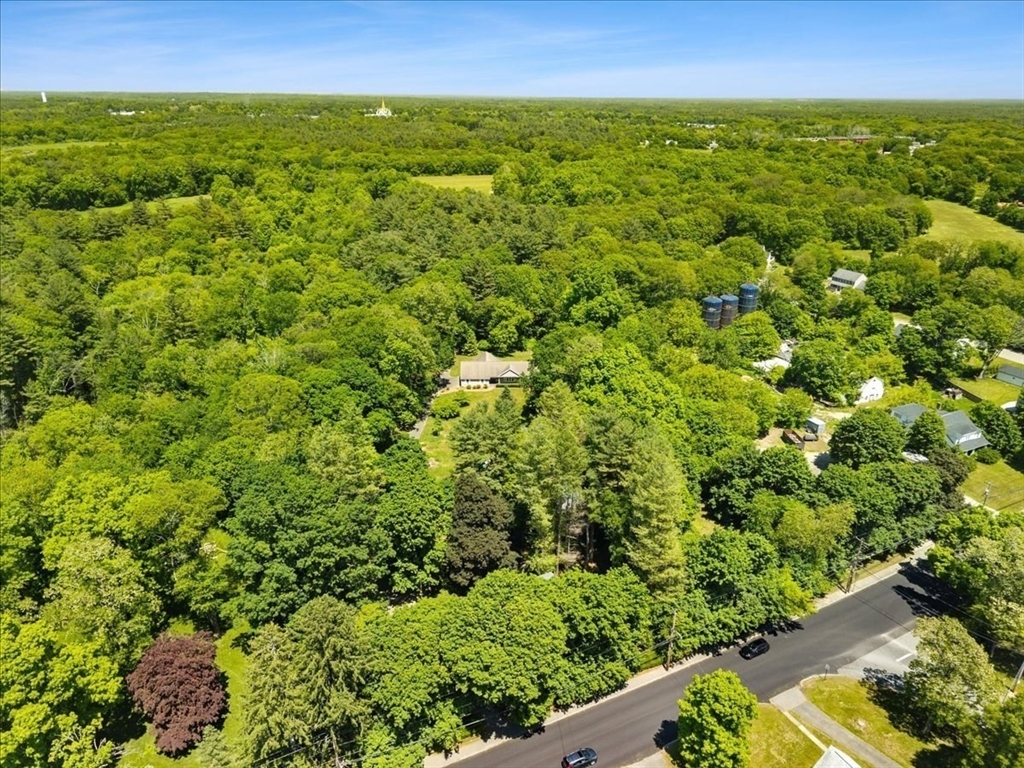 68 Middleboro Ave