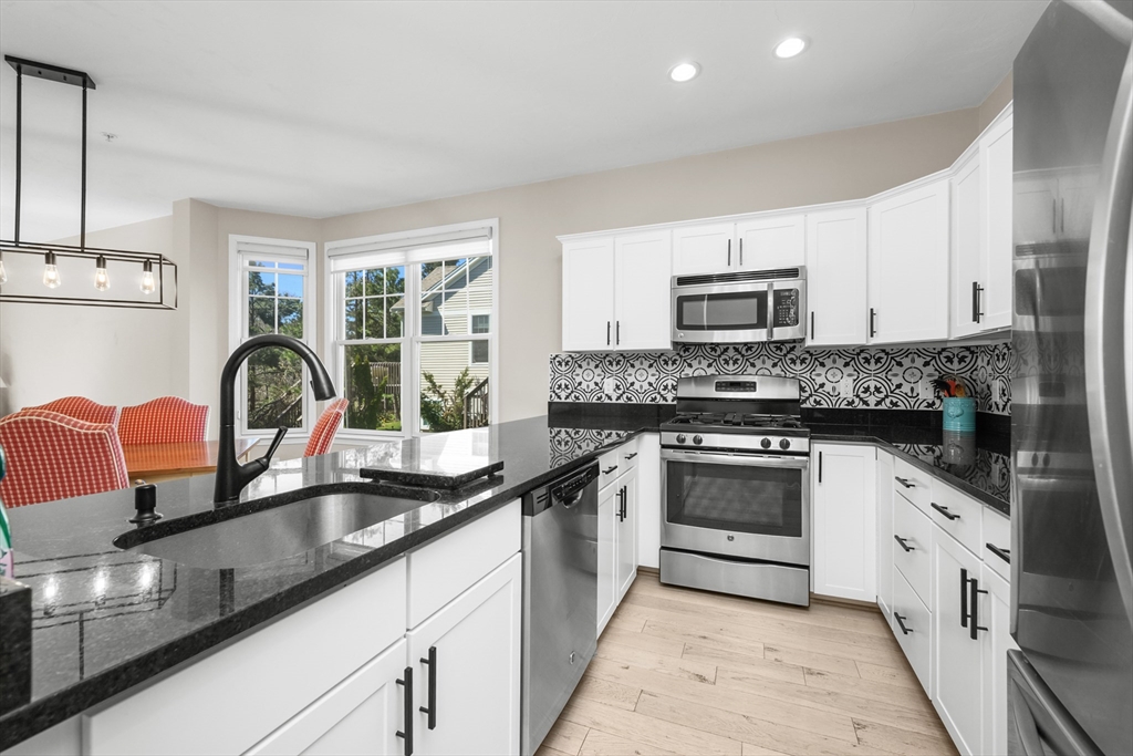 118 Grey Hawk Dr 118