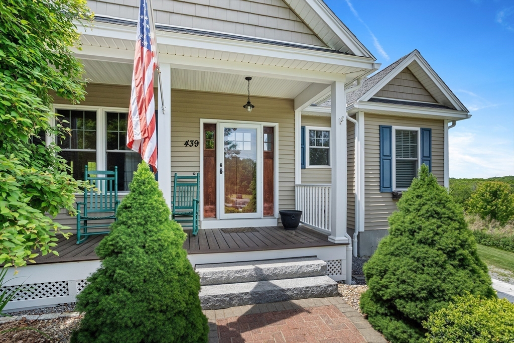 439 Sunnyhill Rd