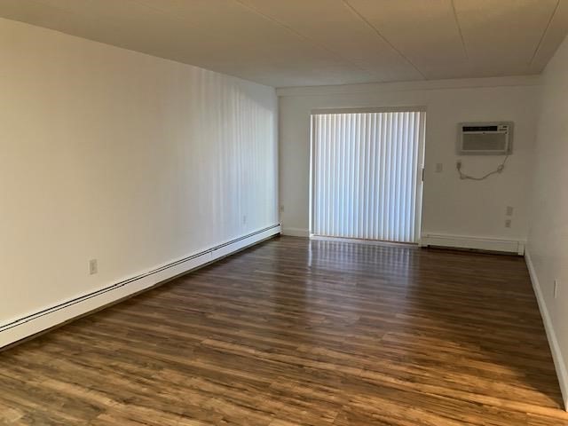 1000 Lexington St 25