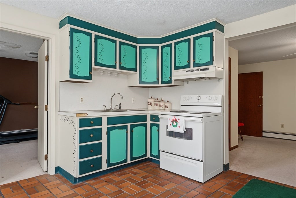 69 Thomas ST, Woonsocket, RI, 69 Thomas ST, Woonsocket, RI Photo #22