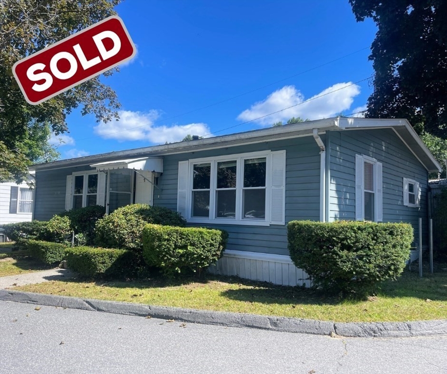 276 Lunenburg St 51