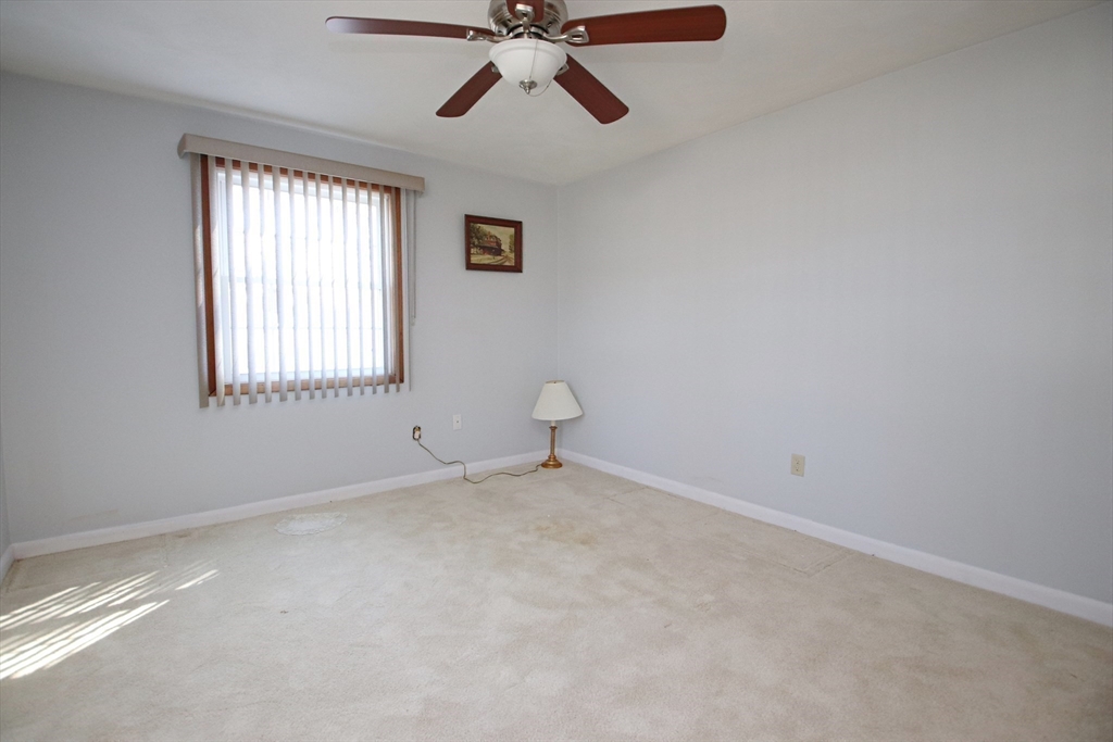 Peabody, Massachusetts 01960, United States, 3 Bedrooms Bedrooms, ,2 BathroomsBathrooms,Residential,Pending,87314