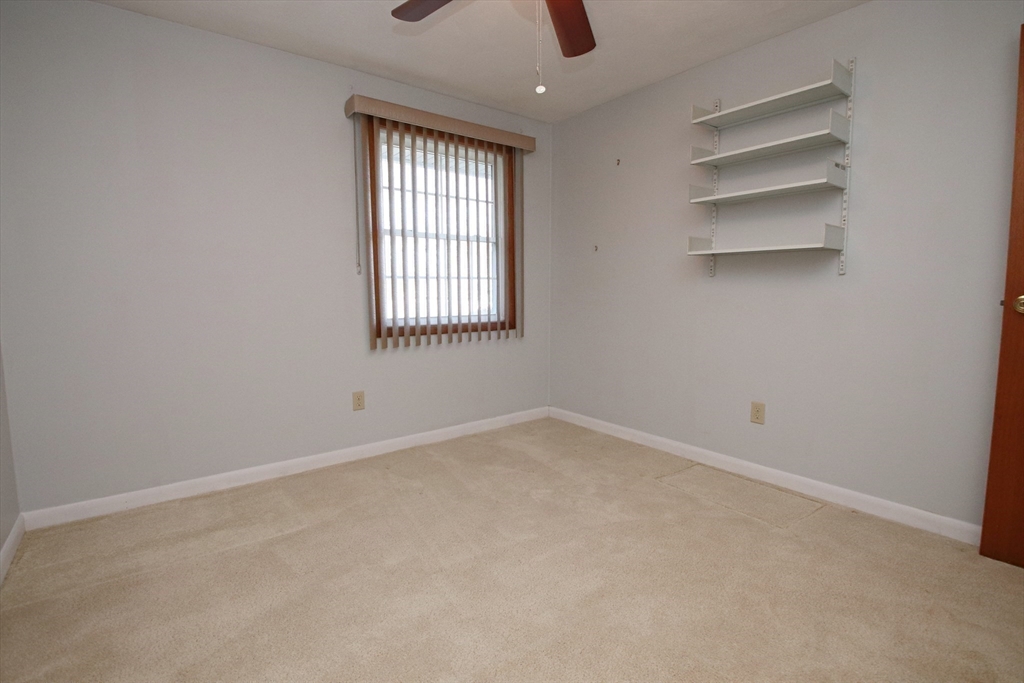 Peabody, Massachusetts 01960, United States, 3 Bedrooms Bedrooms, ,2 BathroomsBathrooms,Residential,Pending,87314