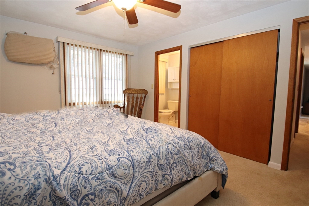 Peabody, Massachusetts 01960, United States, 3 Bedrooms Bedrooms, ,2 BathroomsBathrooms,Residential,Pending,87314