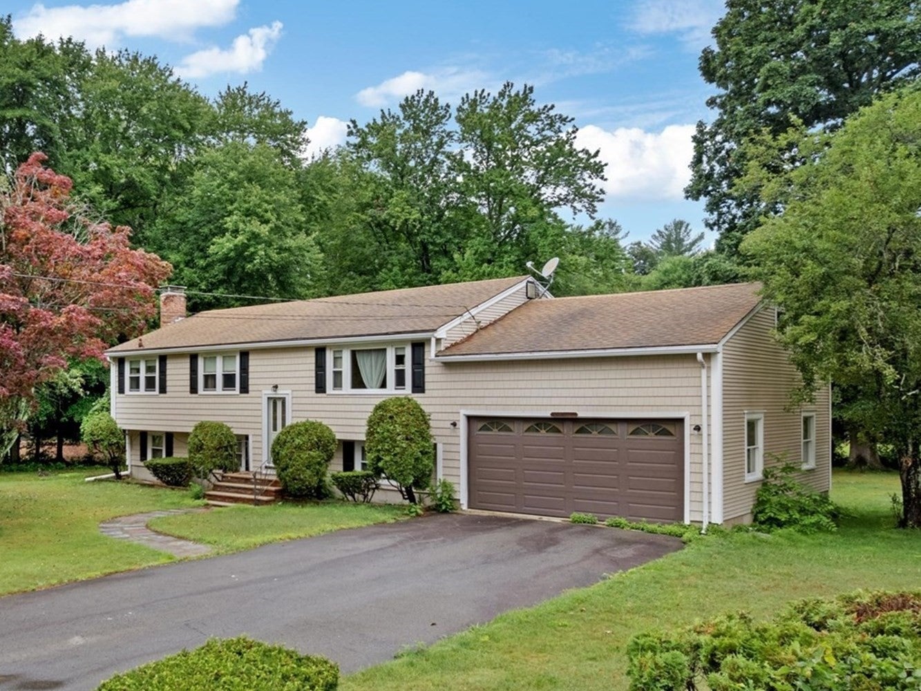 17 Brewster Dr, Bridgewater, MA, 17 Brewster Dr, Bridgewater, MA Photo #1