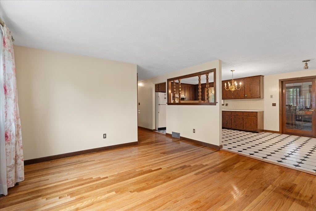 17 Brewster Dr, Bridgewater, MA, 17 Brewster Dr, Bridgewater, MA Photo #3