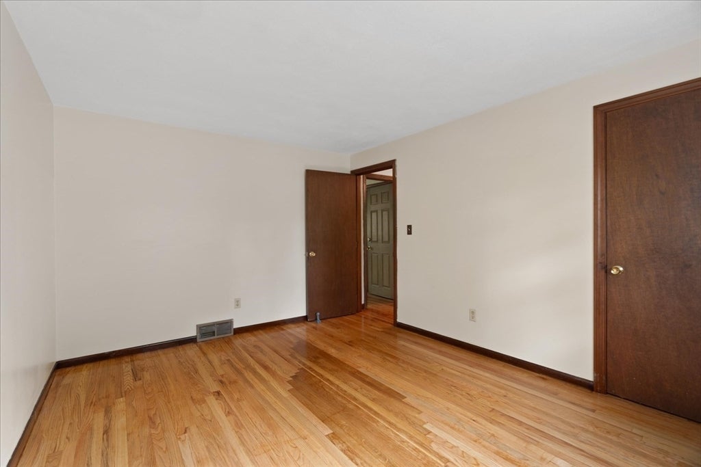 17 Brewster Dr, Bridgewater, MA, 17 Brewster Dr, Bridgewater, MA Photo #14