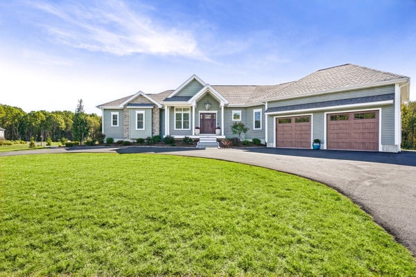 23 BERSON RD, SEEKONK, MA 02771 - Image f4d63a6f7ddfcf4bd6ff64900042c2b7/3322905436