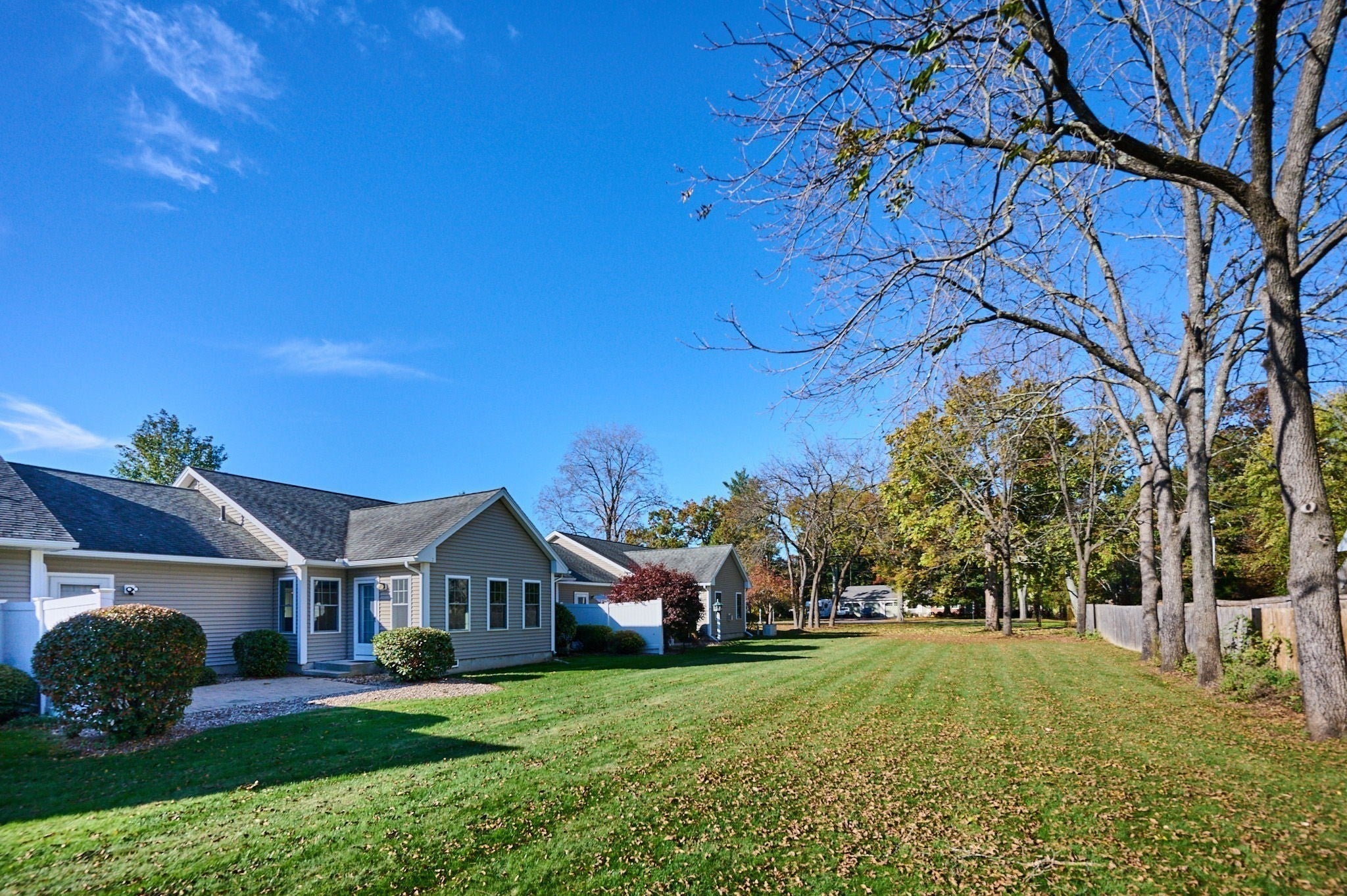22 Pomeroy Meadow Rd #2, Southampton, MA Photo #27