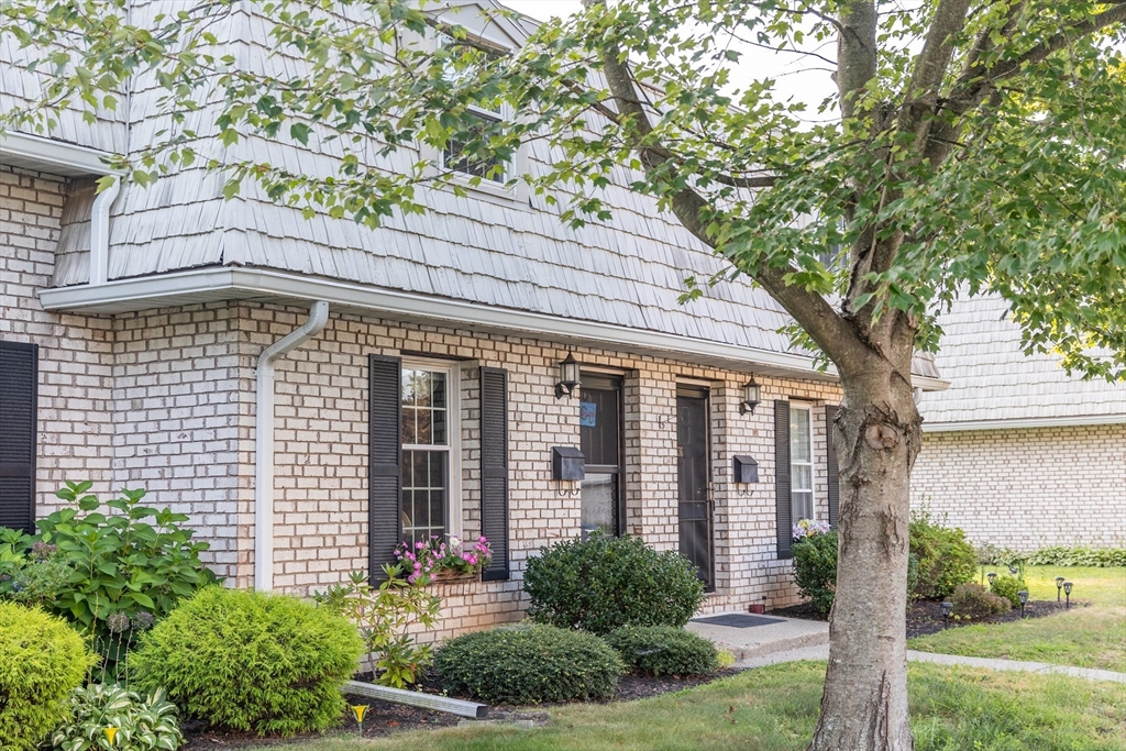 135 Corey Colonial 135