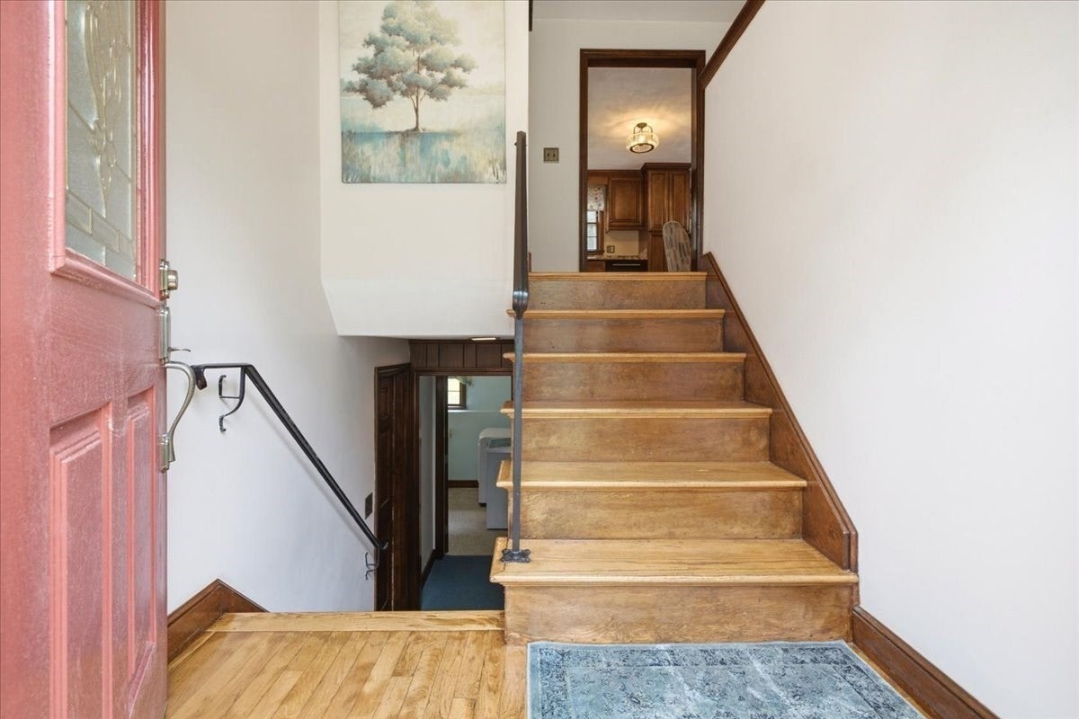 3 Granite St, Walpole MA 02081