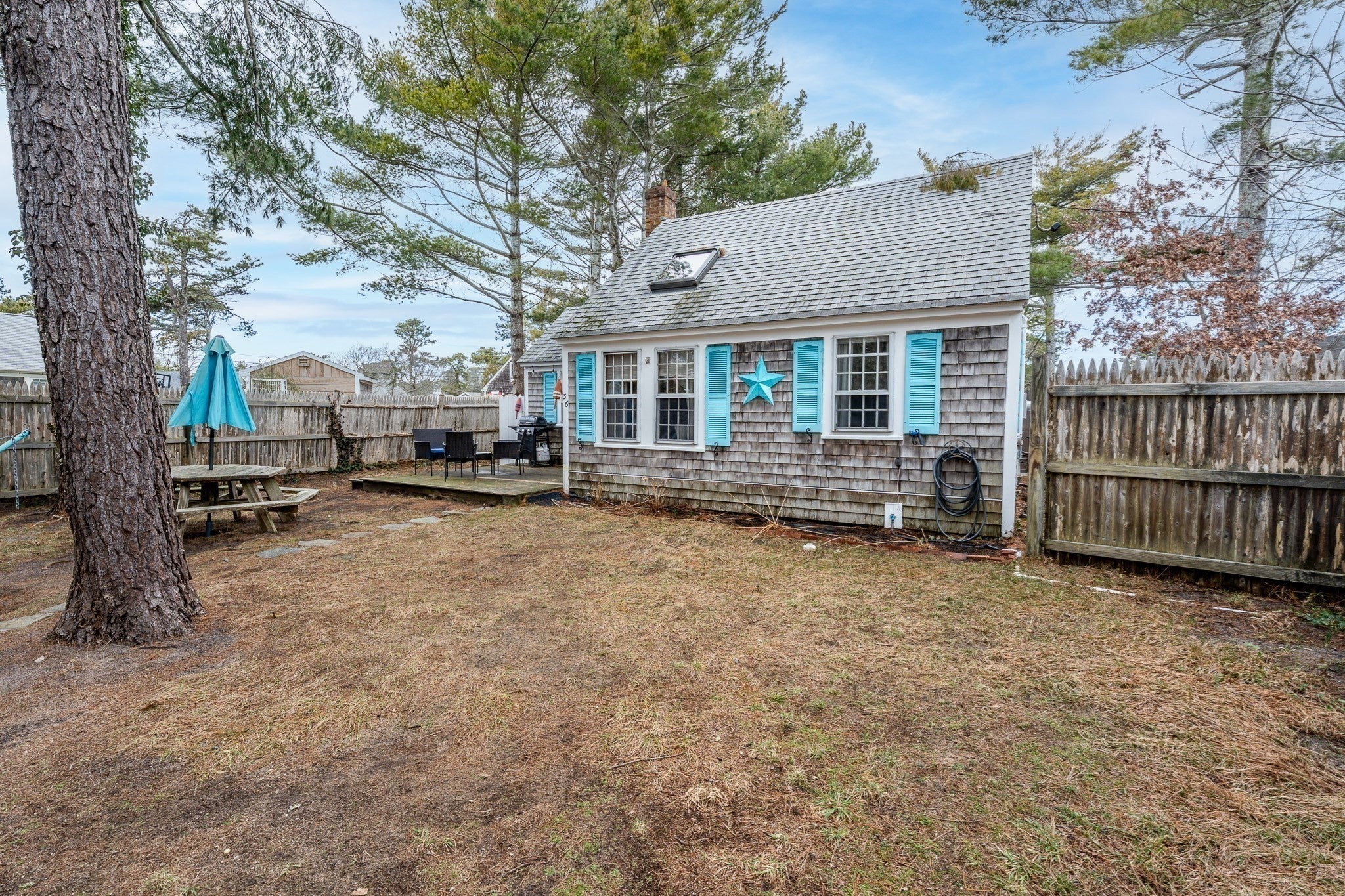 36 Lora Lane