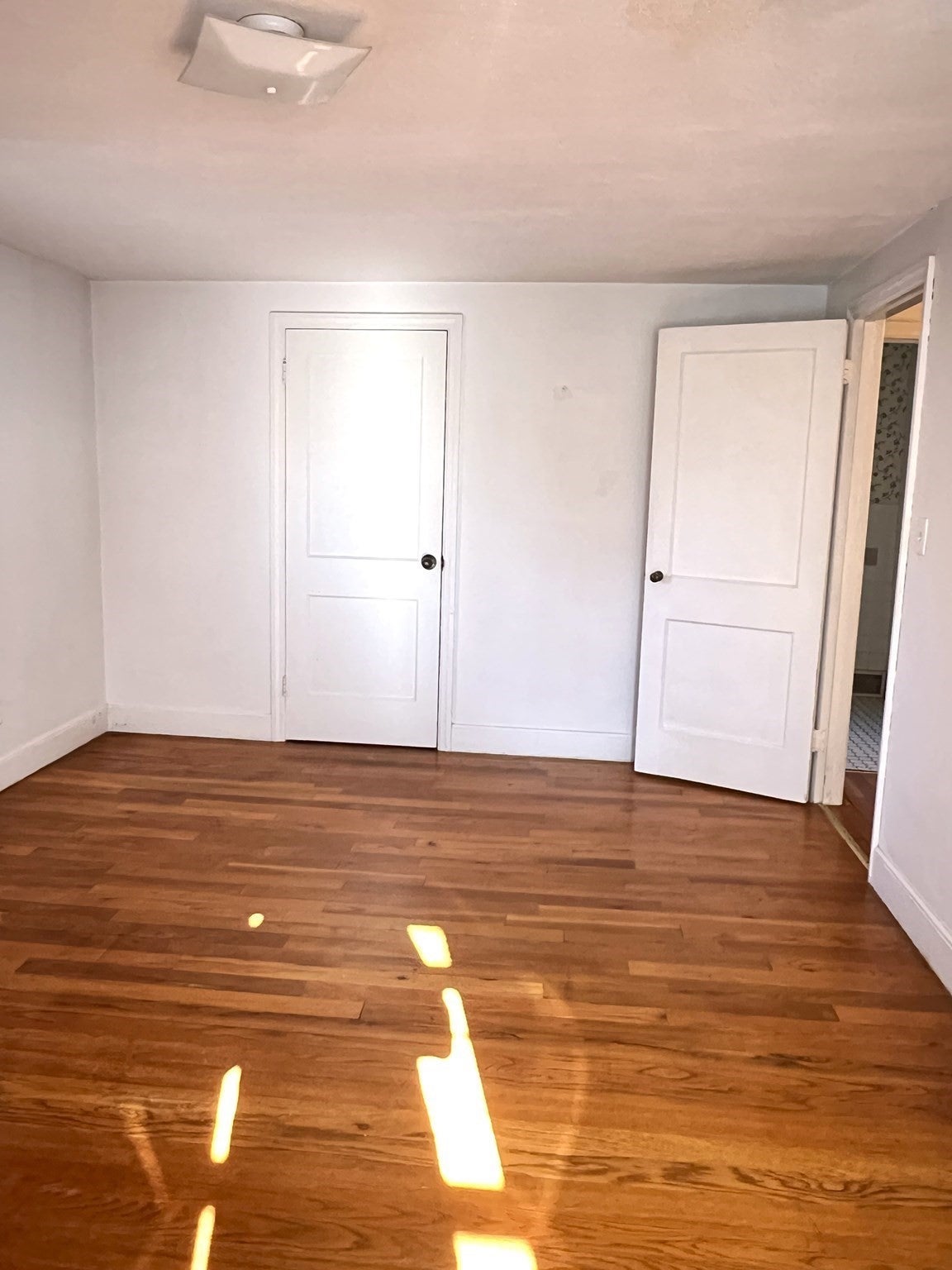 109 Pilgrim RD, Springfield, MA Photo #13