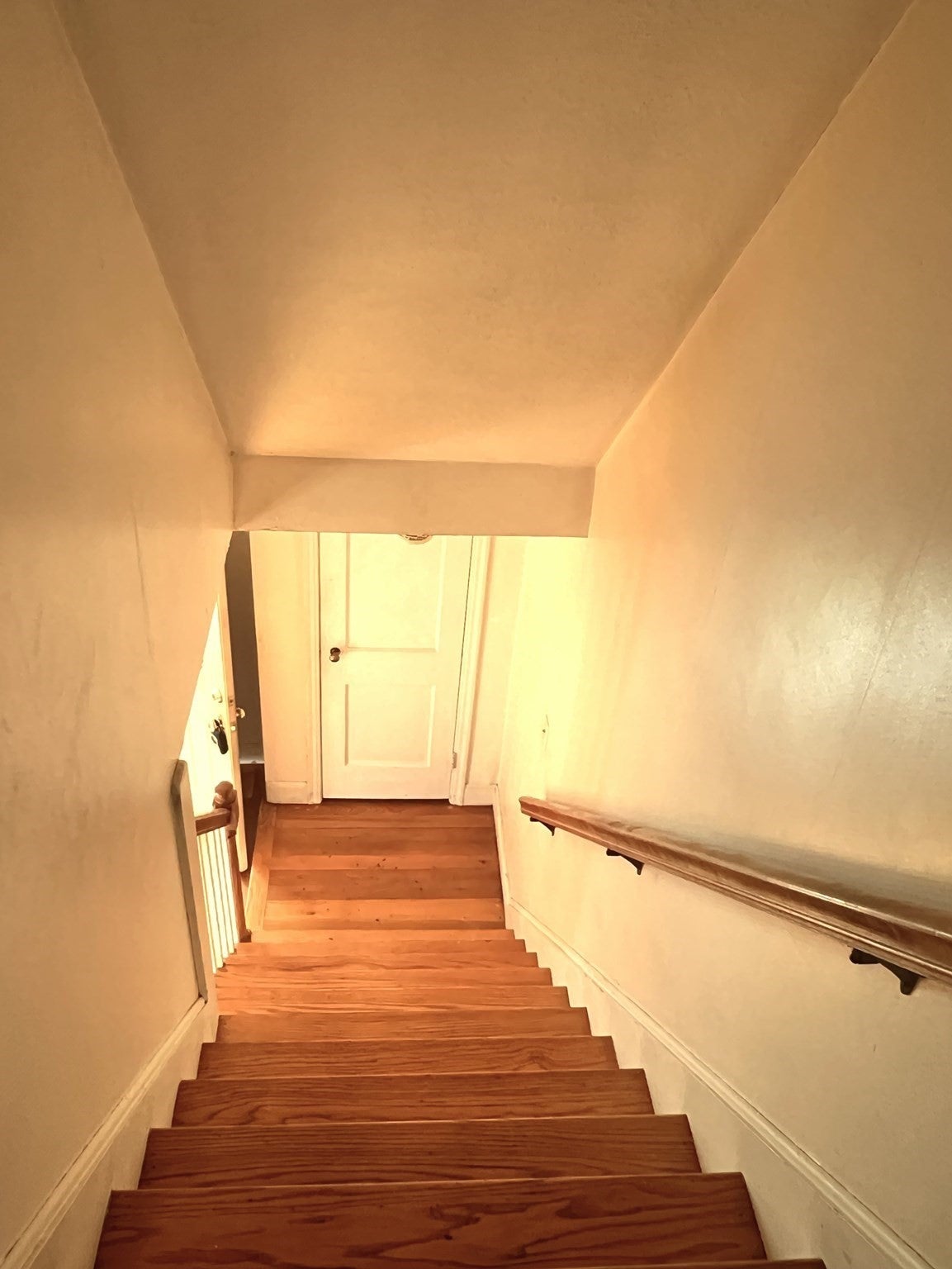109 Pilgrim RD, Springfield, MA Photo #12