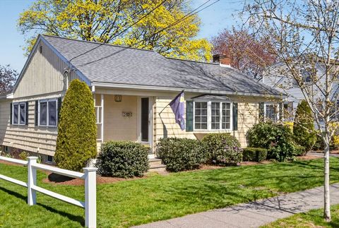 Photo of 6 Cunha Rd, Peabody, MA 01960 (MLS # 73510780)