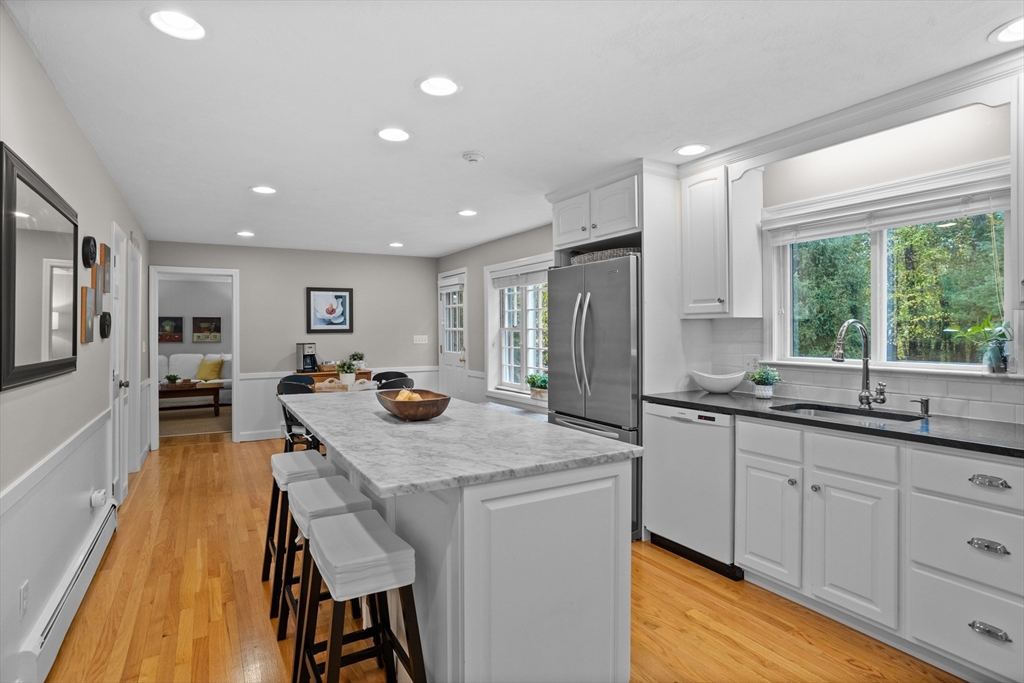 19 Lincoln Dr