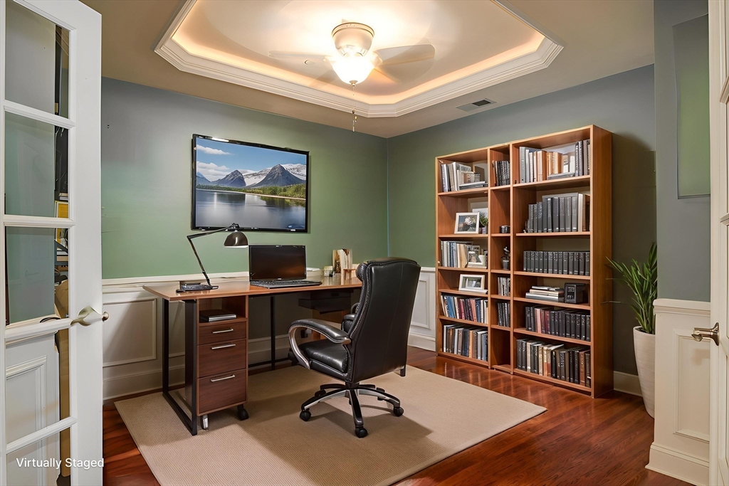 Franklin, Massachusetts 02038, United States, 2 Bedrooms Bedrooms, ,3 BathroomsBathrooms,Residential,Active,216422