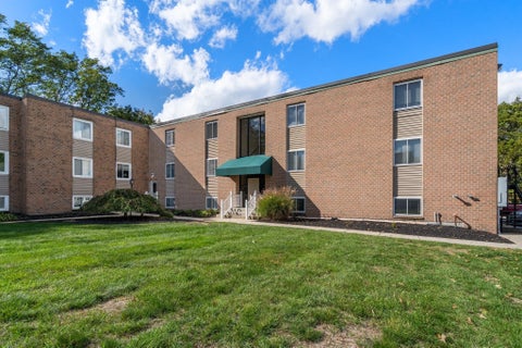 Photo of 2 Main St #18, Lincoln, RI 02864 (MLS # 73587457)