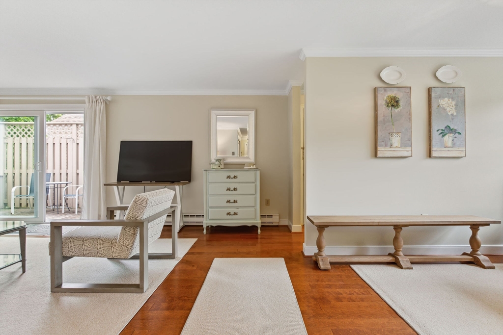 39 Tower Hill Rd 1C